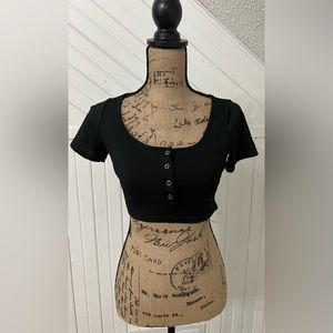 Black Button Up Crop Top Womens (Small) Two line stain on front‼️